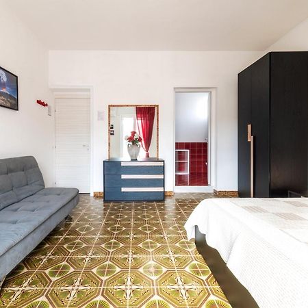 Capo dʼOrlando In Riva Al Mare B&B מראה חיצוני תמונה