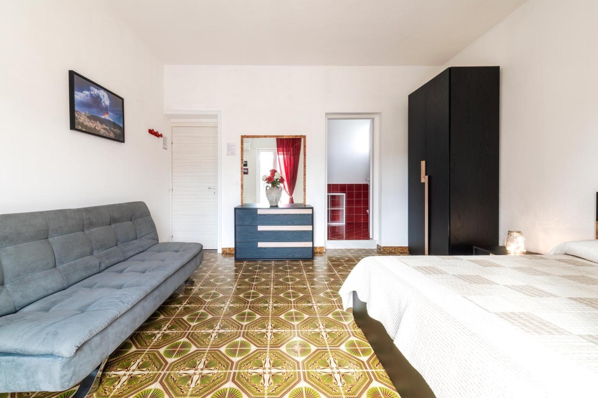 Capo dʼOrlando In Riva Al Mare B&B מראה חיצוני תמונה