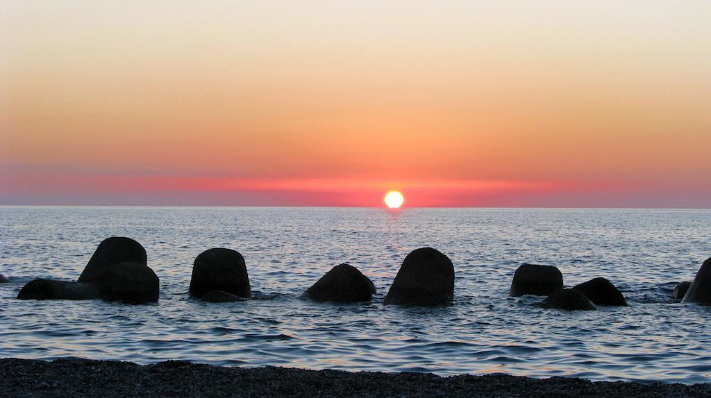 Capo dʼOrlando In Riva Al Mare B&B מראה חיצוני תמונה