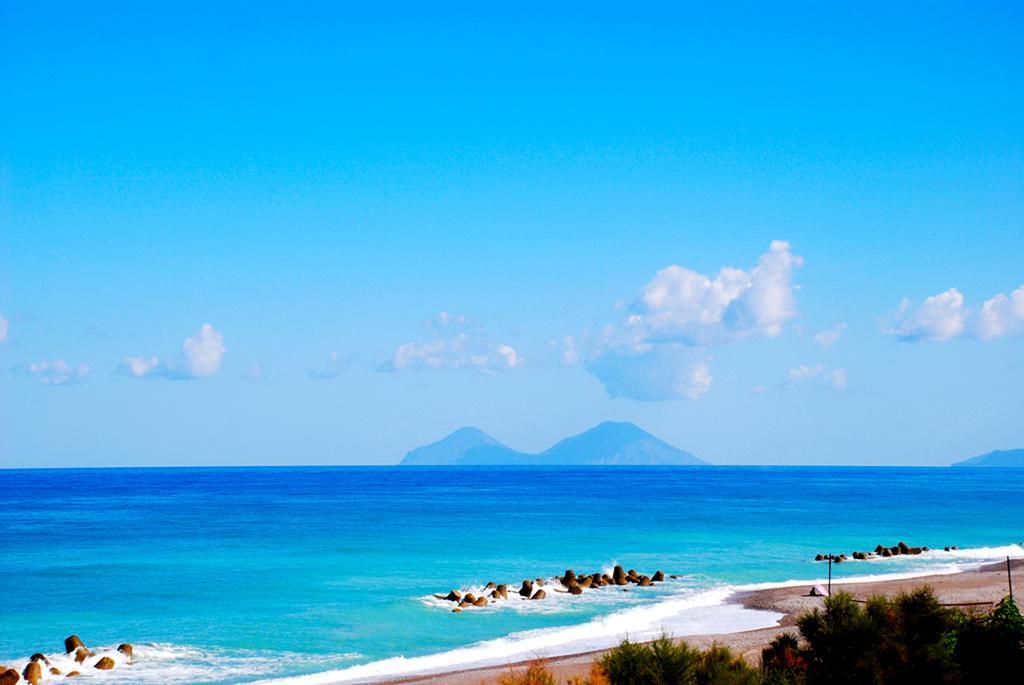 Capo dʼOrlando In Riva Al Mare B&B חדר תמונה